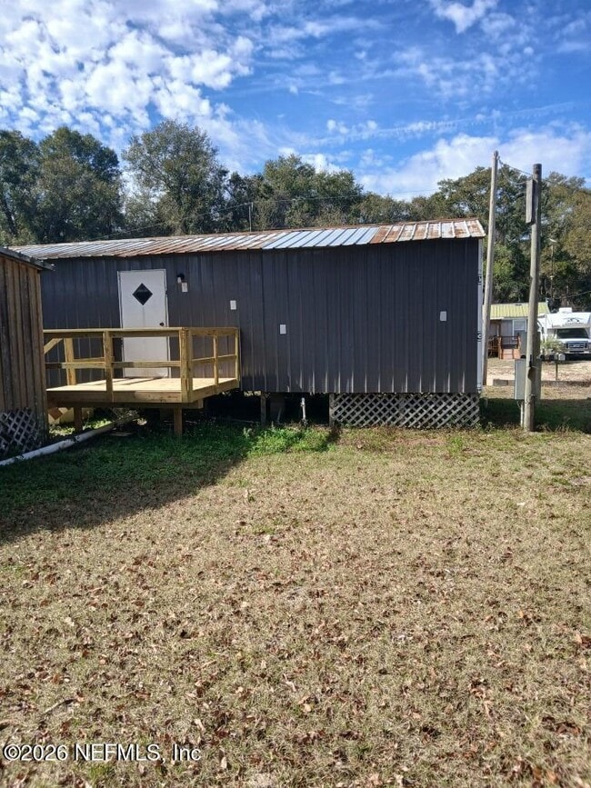 Building Photo - 104 Ash St