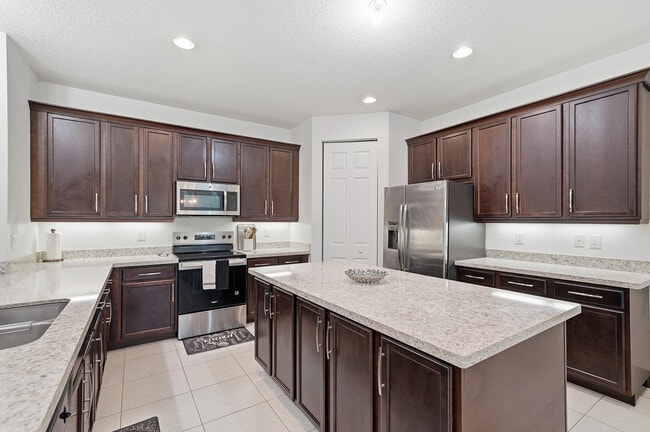 Building Photo - 14085 Paverstone Terrace