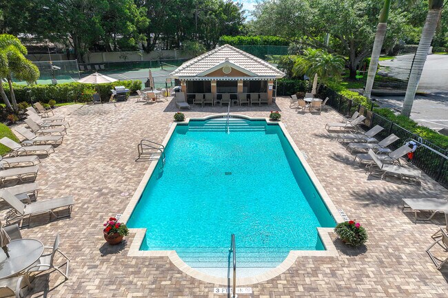 Building Photo - 28072 Cavendish Ct