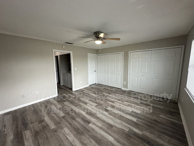 Building Photo - 1106 Country Club Ln