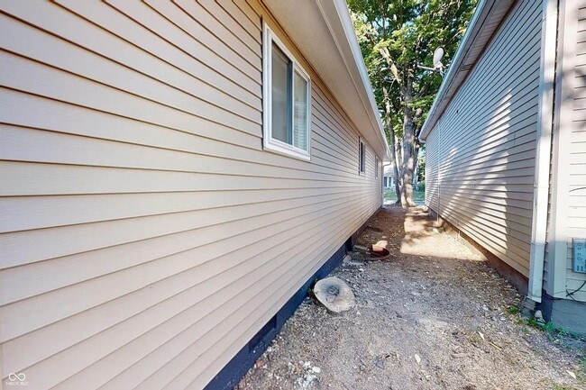 Building Photo - 2803 Boulevard Pl