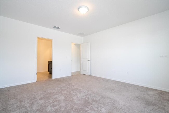 Building Photo - 471 Pine Tree Blvd