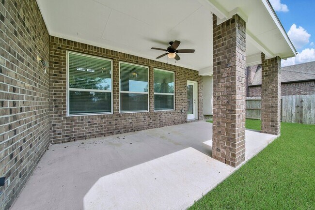Building Photo - 3007 Rocky Point Dr