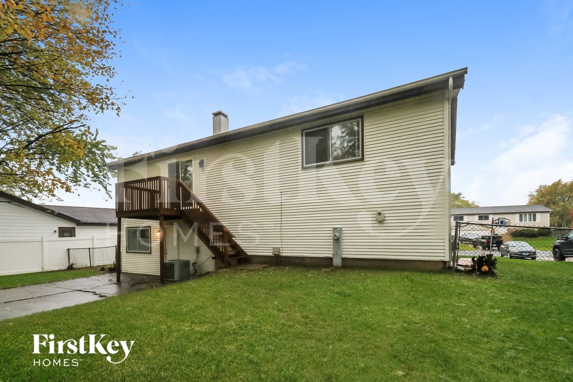 Building Photo - 7437 W Hickory Creek Dr