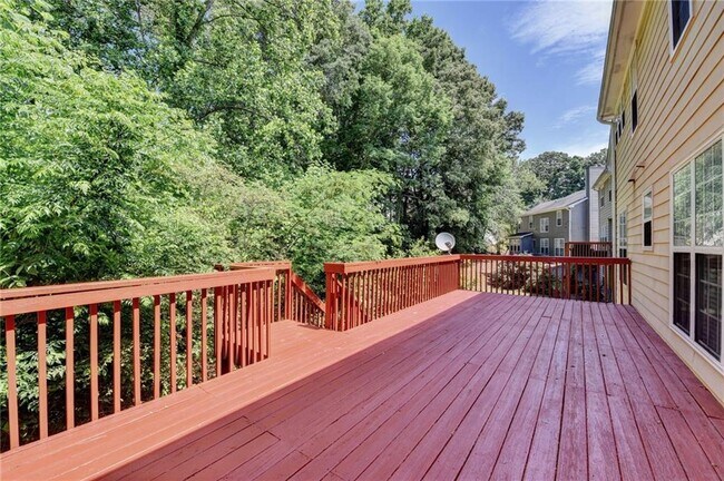 Building Photo - 3380 McClure Woods Dr
