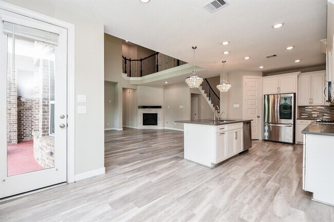 Building Photo - 4422 Sterling Heights Ln