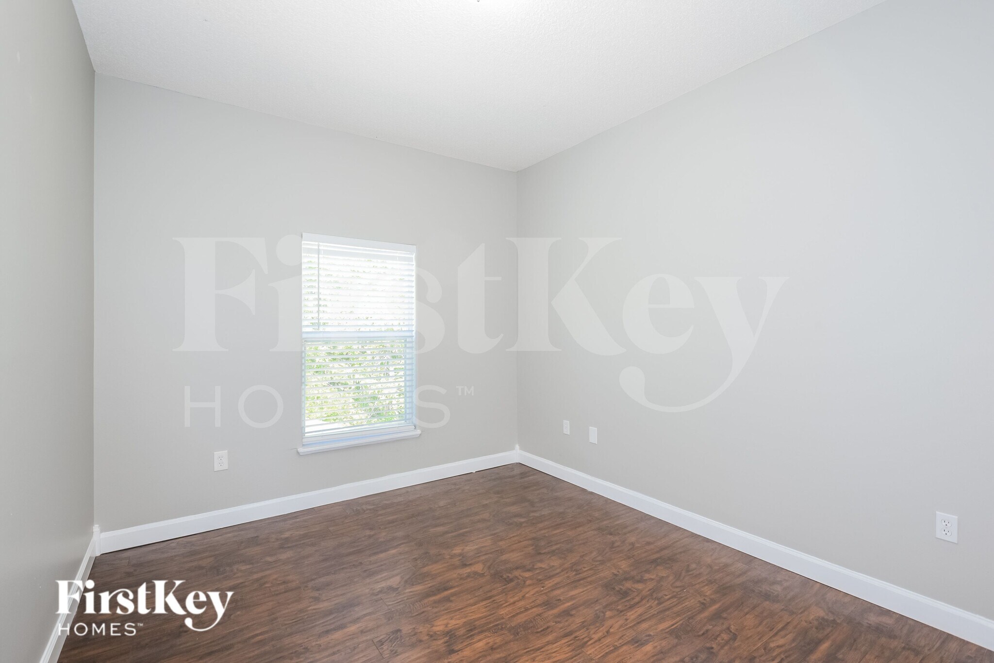 Building Photo - 10663 Fairhaven Way