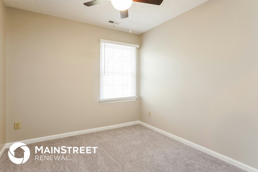 Building Photo - 3713 Phillips Way W