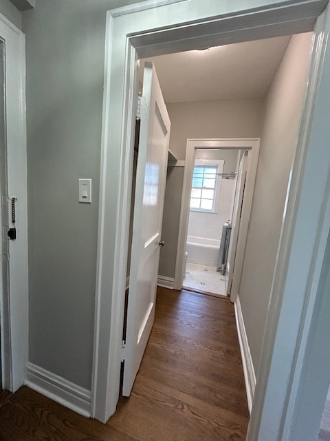 Building Photo - 1601 W Thome Ave