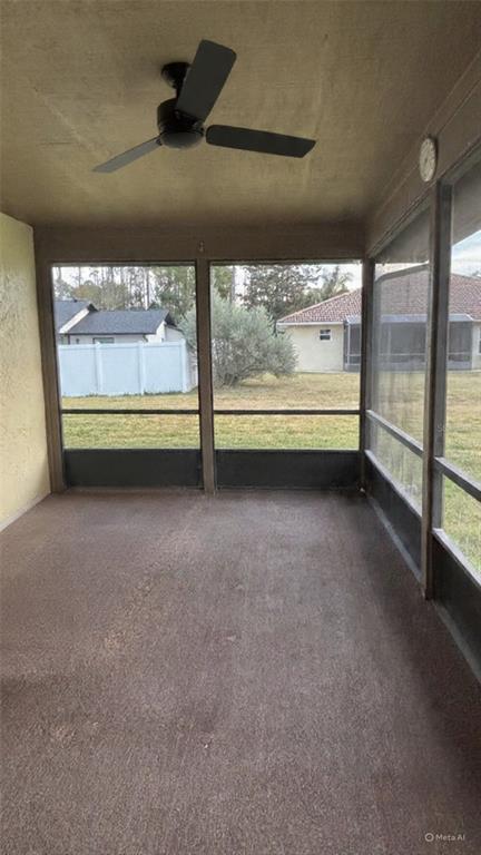 Building Photo - 17 Fenwick Ln