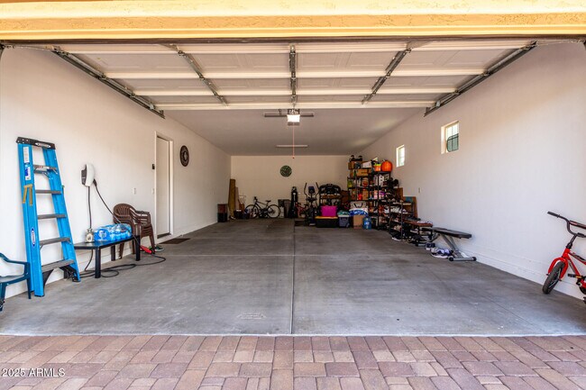 Building Photo - 12637 W Cassia Trail