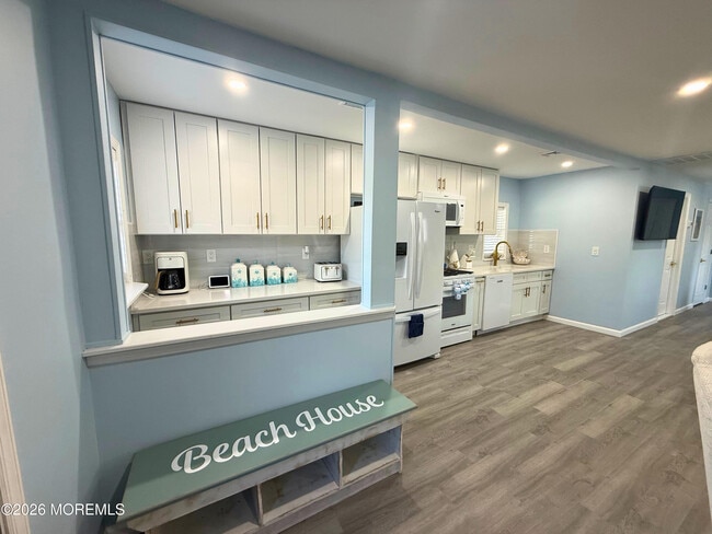 Building Photo - 170 Cherry Quay Rd