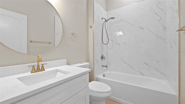 Building Photo - 13647 Begonia Cir