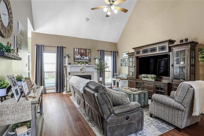 Building Photo - 1398 Stillwater Dr