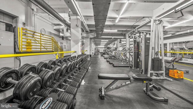 Building Photo - 444 N 4th St