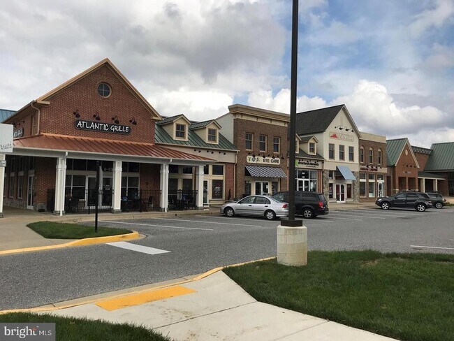 Building Photo - 3559 Katherine Way