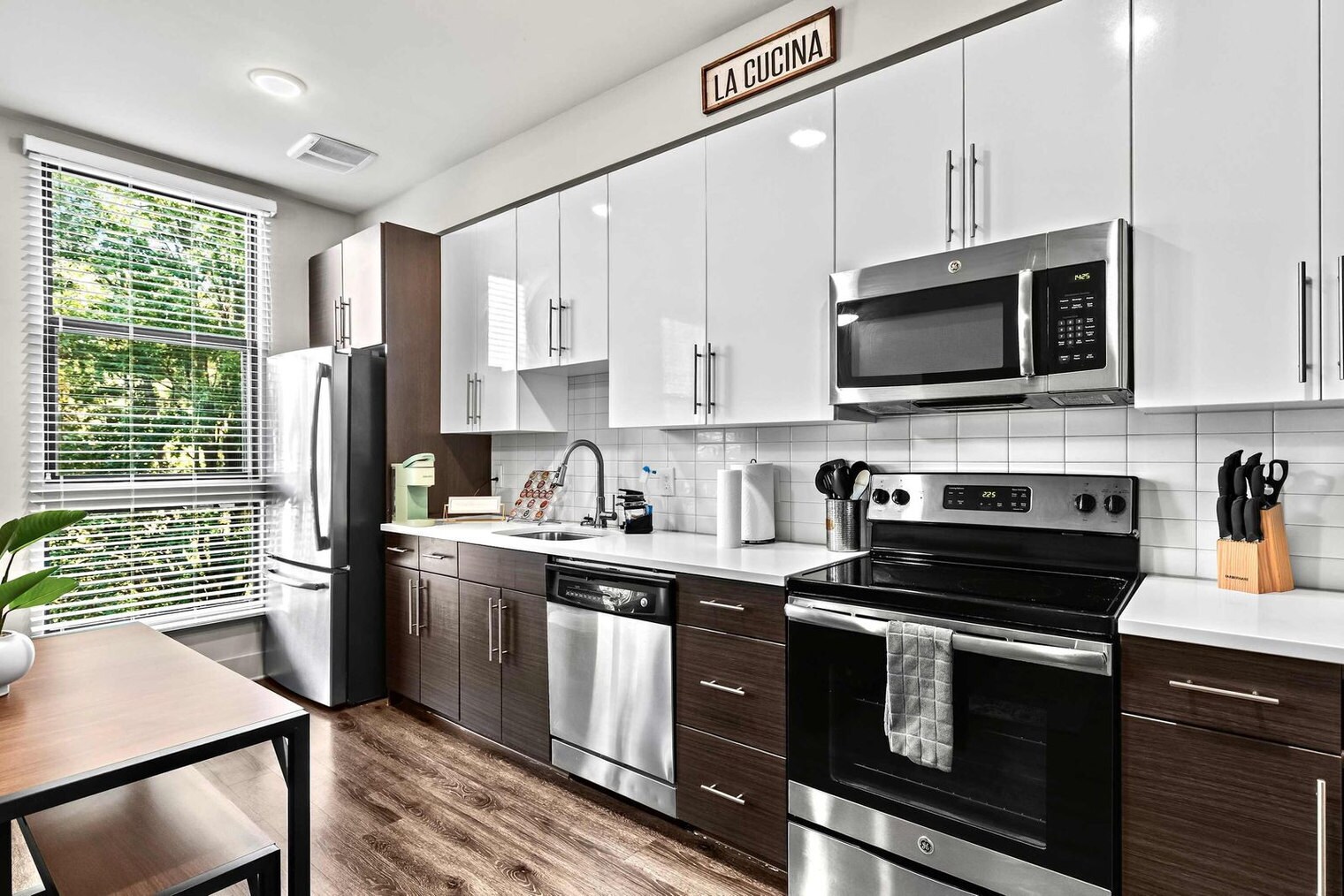 Building Photo - 455 14th St NW