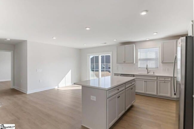 Building Photo - 1130 Bulrush Dr