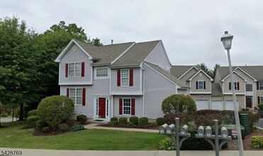 Building Photo - 60 Brock Ln