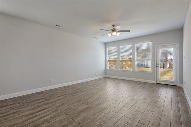 Building Photo - 724 Amenduni Ln