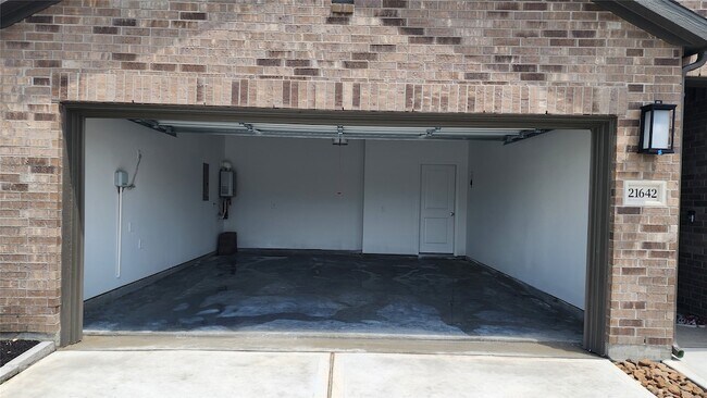 Building Photo - 21642 Coronado Grn Dr
