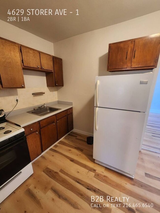 Building Photo - 4629 Storer Ave