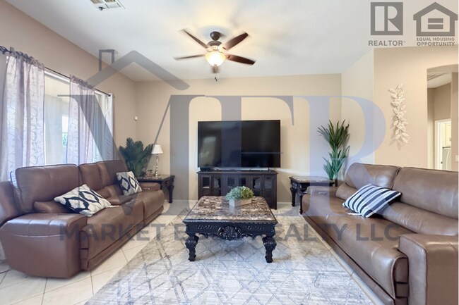 Building Photo - 3Bed/2.5Bath Home at Guadalupe/Crismon Rd! $399 MOVE-IN SPECIAL! Ready for Immediate Move-In!