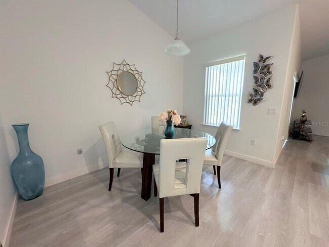 Building Photo - 1107 Doncaster Ct