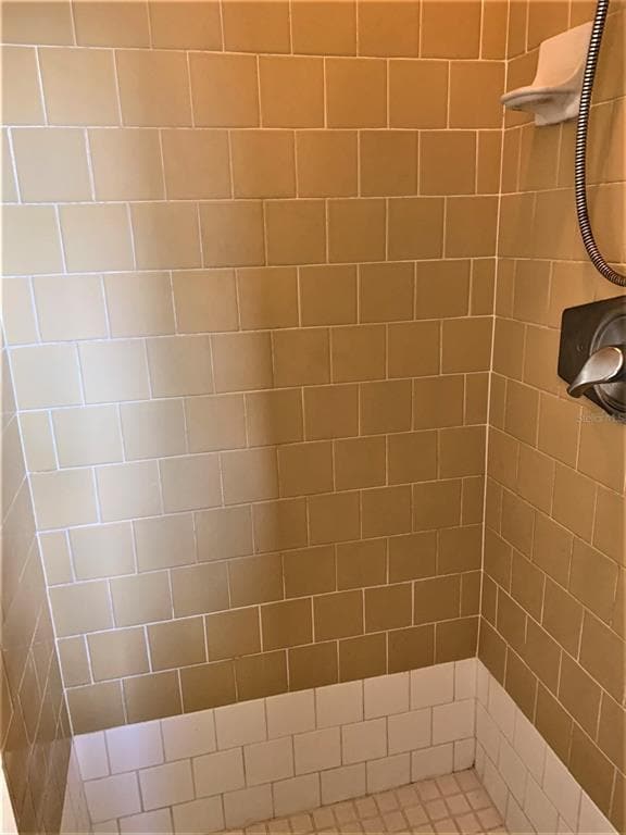 Building Photo - 61 81st Ave