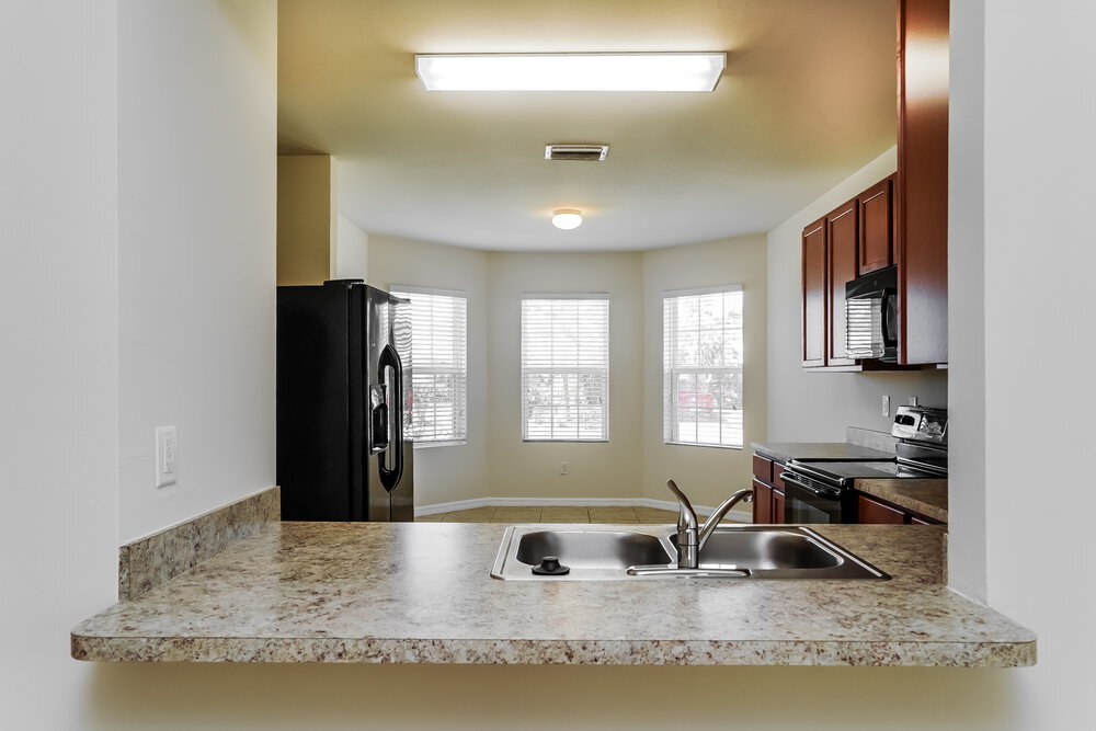 Building Photo - 203 NE 9th Ave