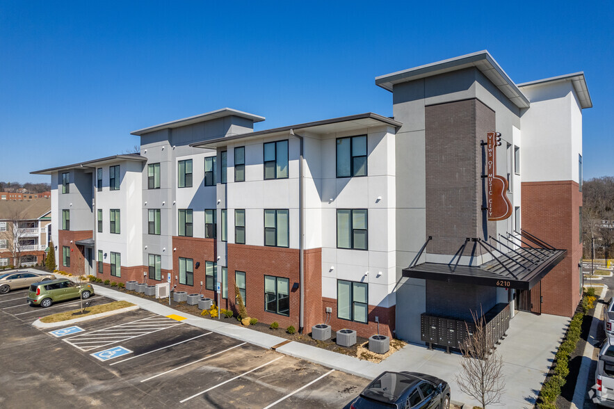 Nolensville Pike Apartments