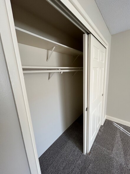 Building Photo - 7100 Van Dorn St