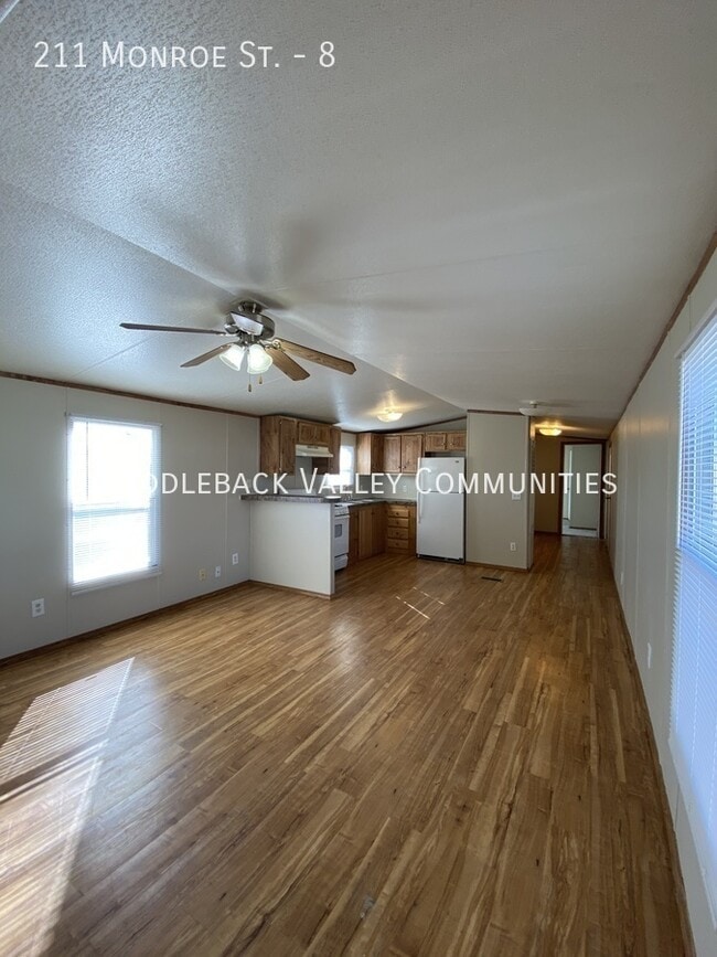 Building Photo - 211 Monroe St