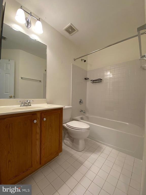 Building Photo - 4929 Chaste Tree Pl