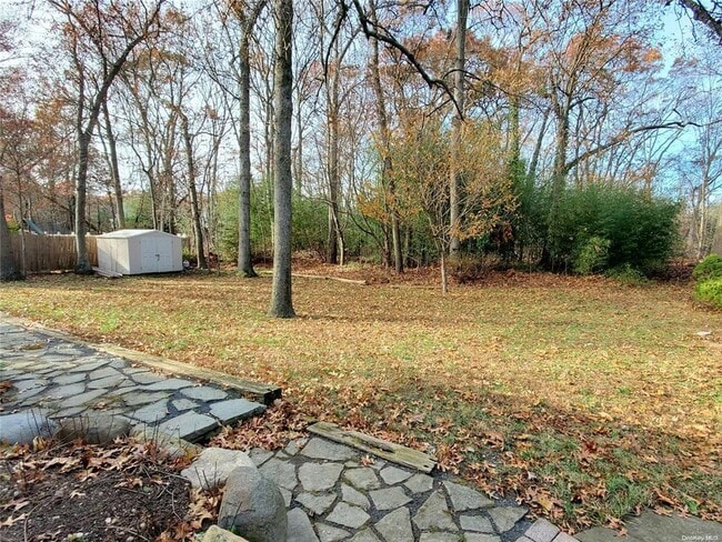 Building Photo - 28 Longhorn Ln