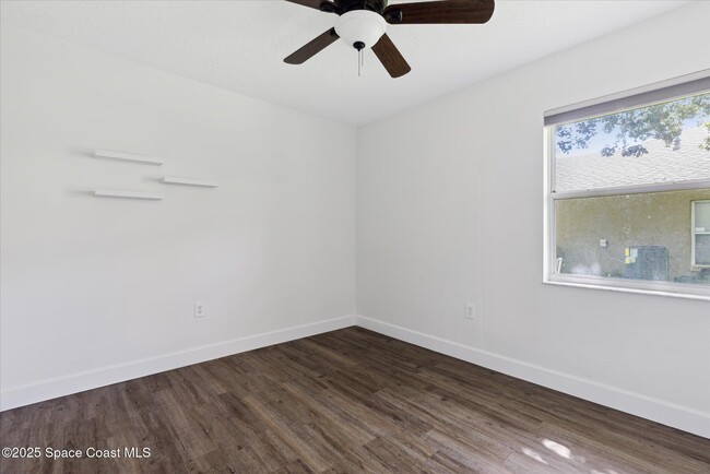 Building Photo - 1227 Winding Meadows Rd