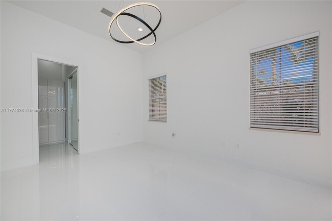 Building Photo - 1455 Breakwater Terrace