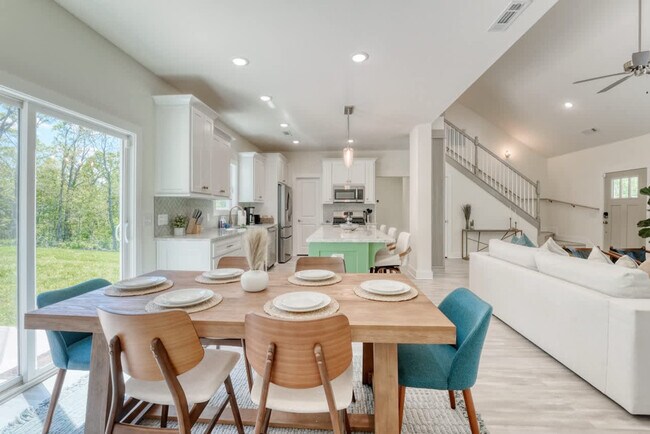 Building Photo - 87 Rountree Dr