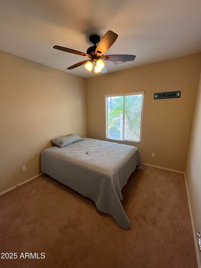 Building Photo - 26087 W Tonto Ln