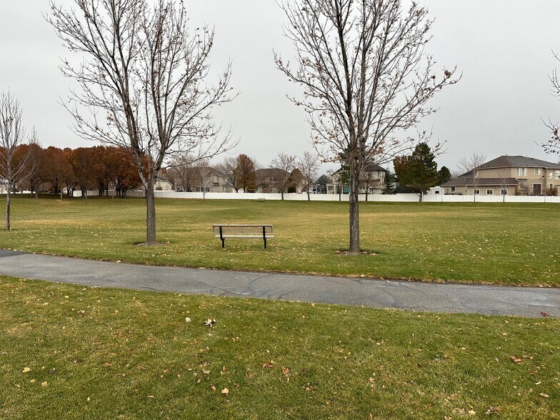 Building Photo - 2824 W Ivory Way