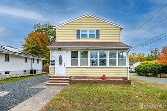 Building Photo - 93 Player Ave