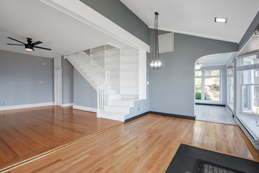 dining area with designer light - 1301 Rogers Rd