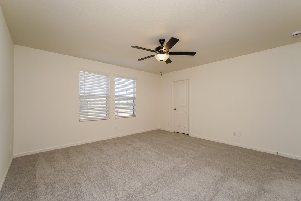 Building Photo - 5831 Texas Palm Dr