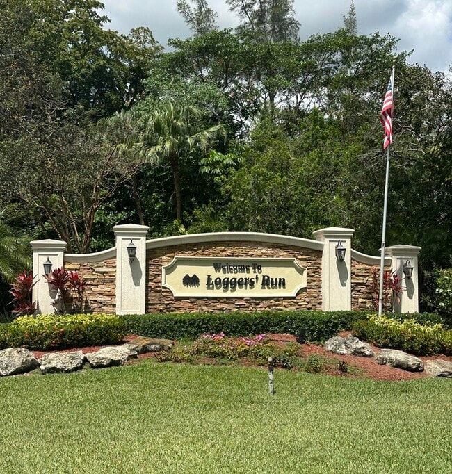 Building Photo - 22670 Vistawood Way