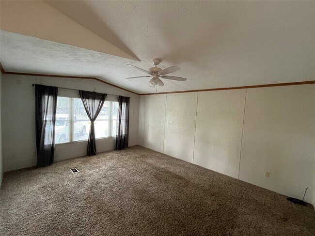 Building Photo - 7002 Forest Mdw