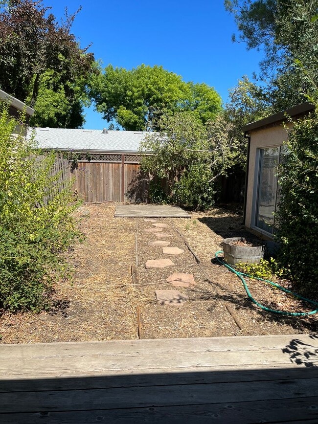 Building Photo - 3/2 Home in North Davis near Park and Greenbelt