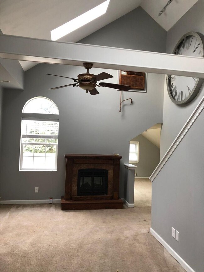 Building Photo - 3 bedroom 2 bath Home in Alburtis