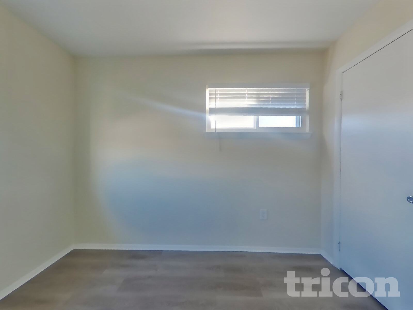 Building Photo - 3109 Lakehurst Ave