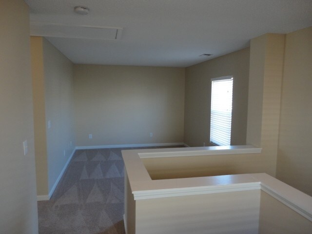 Building Photo - 6021 Ladish Ln