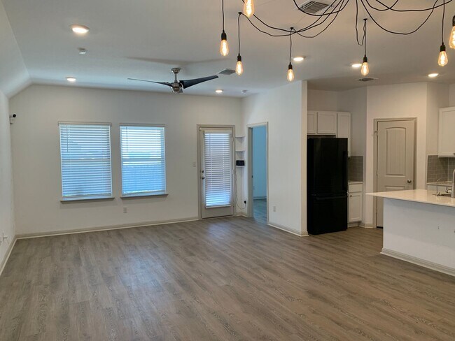 Building Photo - Lovely 3 Bed 2 bath home in Hutto